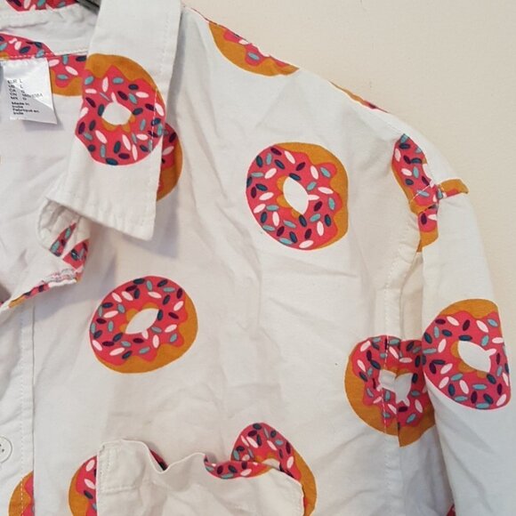 *SOLD* H&M donut print white button up  cotton shirt - Picture 4 of 8